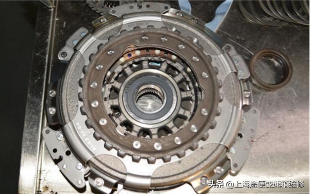 高尔夫双离合变速箱异响怎么解决,高尔夫七速双离合变速箱不升挡