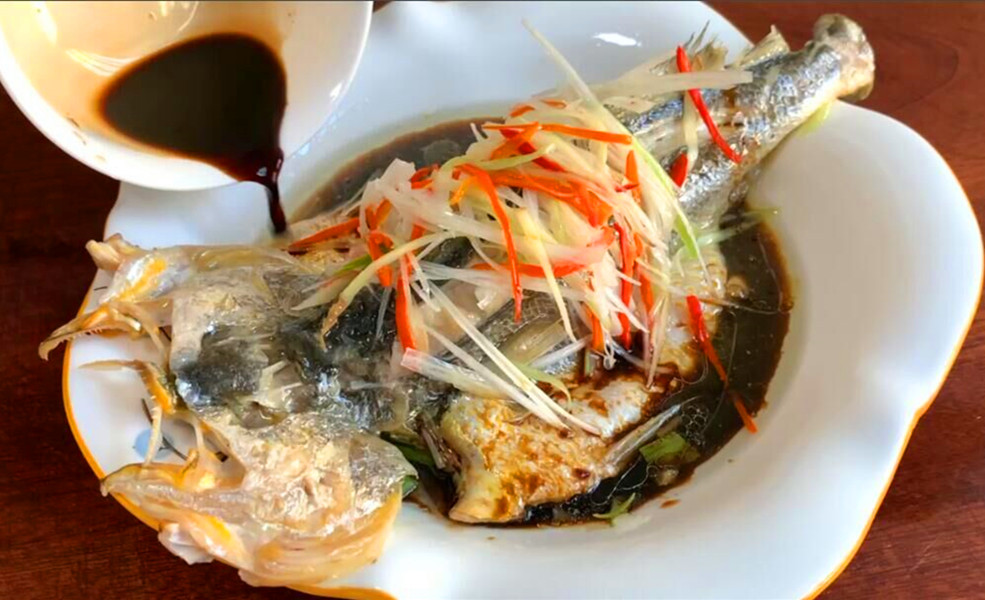 清蒸鱼不用放盐放生抽可以不,清蒸鱼时放盐还是放生抽