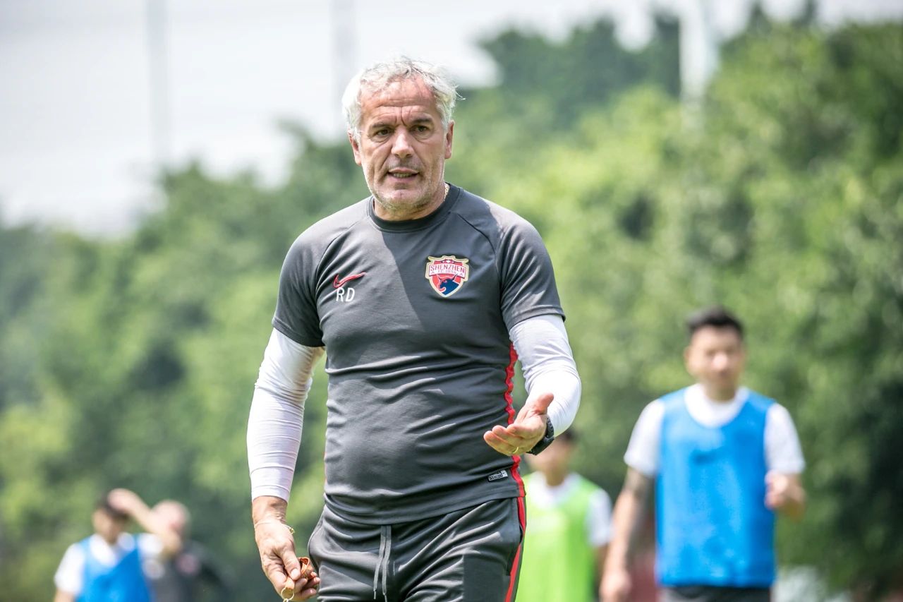 多纳多尼点评王永珀,多纳多尼踢球巅峰水平