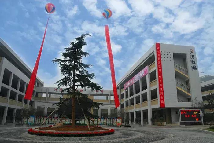 南京学区房和非学区房价格差多少,目前南京学区房以后升值空间大吗