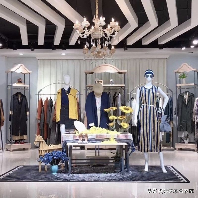 折扣女装店怎么装修,做中高端女装店装修建议