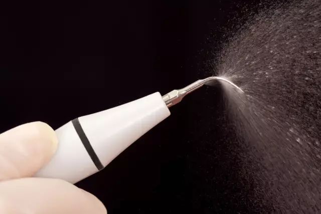 一般的刷牙方法能清除牙菌斑,小朋友牙齿有牙菌斑要洗掉吗