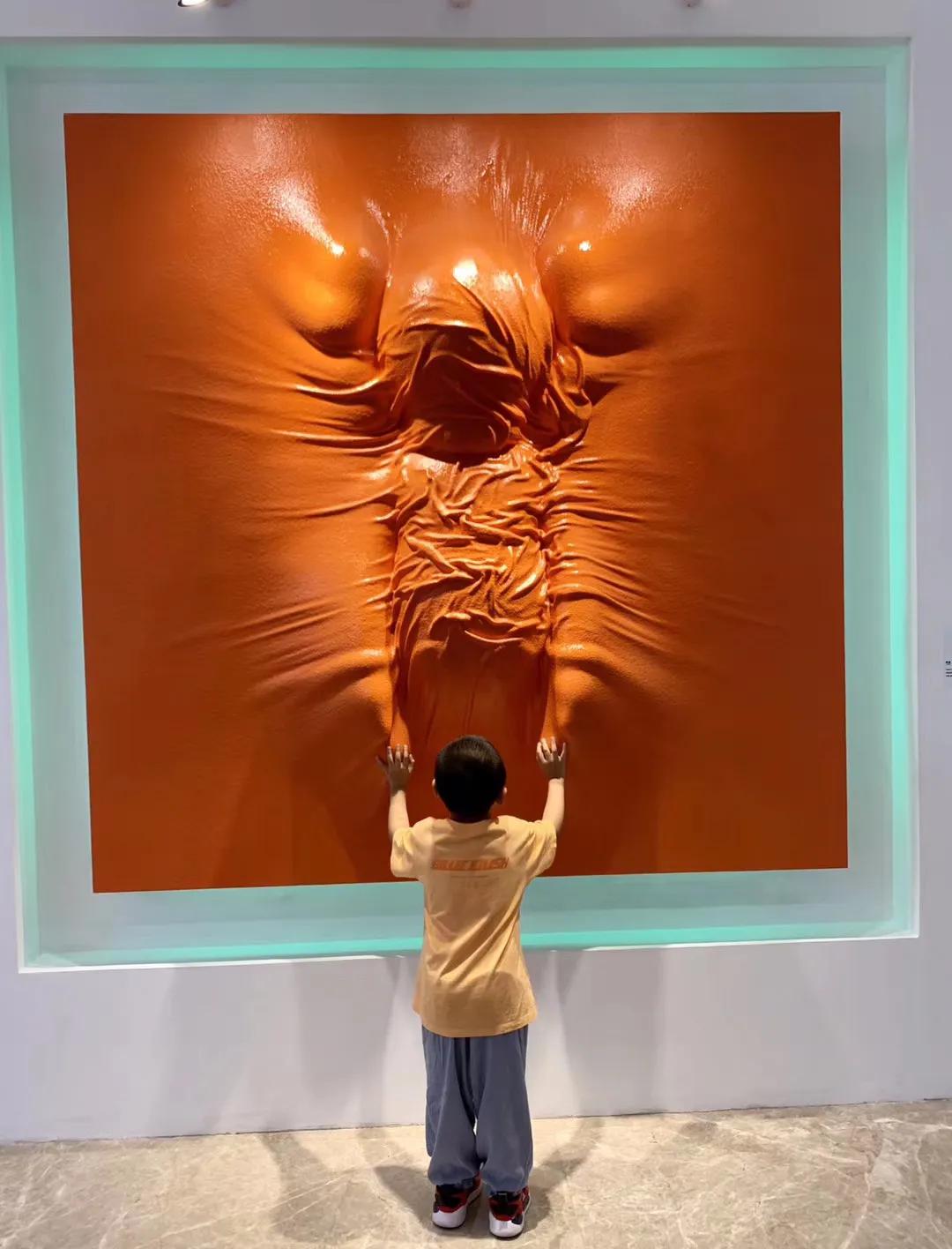 “再造”毕加索、梵高、草间弥生......这个空中艺术馆美爆了