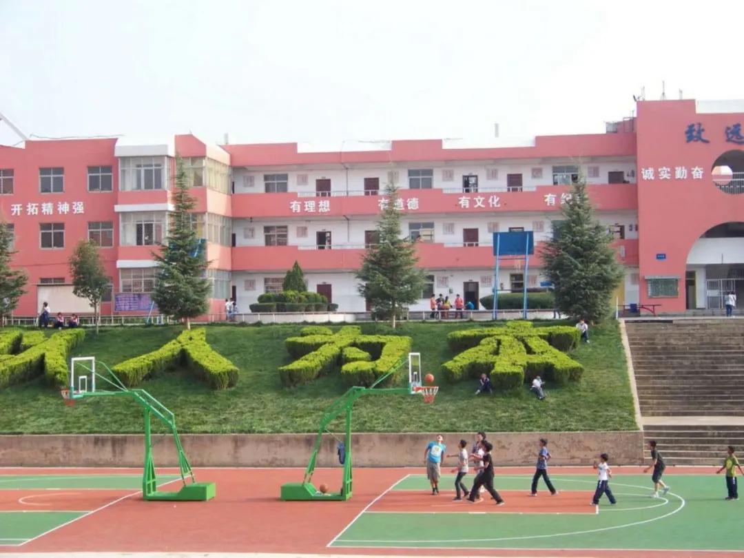 昆明呈贡区民办小学学费查询,昆明民办小学招生简章