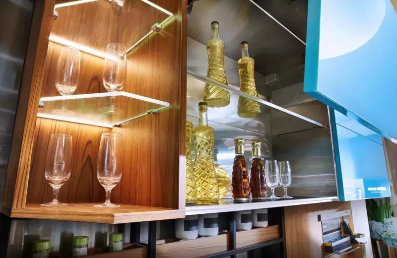 全铝橱柜和不锈钢橱柜哪个好,实用的整体不锈钢橱柜推荐