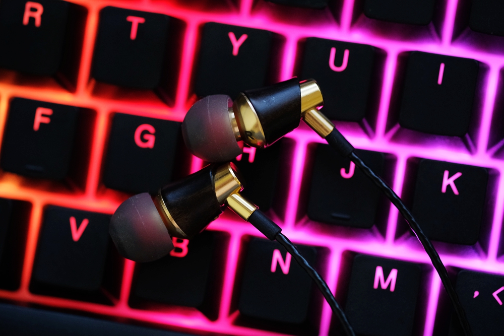 主流500hifi耳机评测,2022年200-500电竞耳机评测