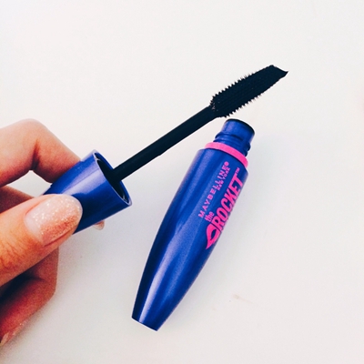 日常彩妆推荐平价品牌有哪些,彩妆推荐平价又好用的牌子有哪些