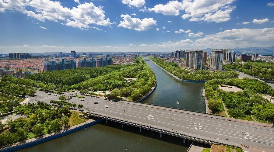 山美水美风景秀丽鸟语花香,山美水美环境美