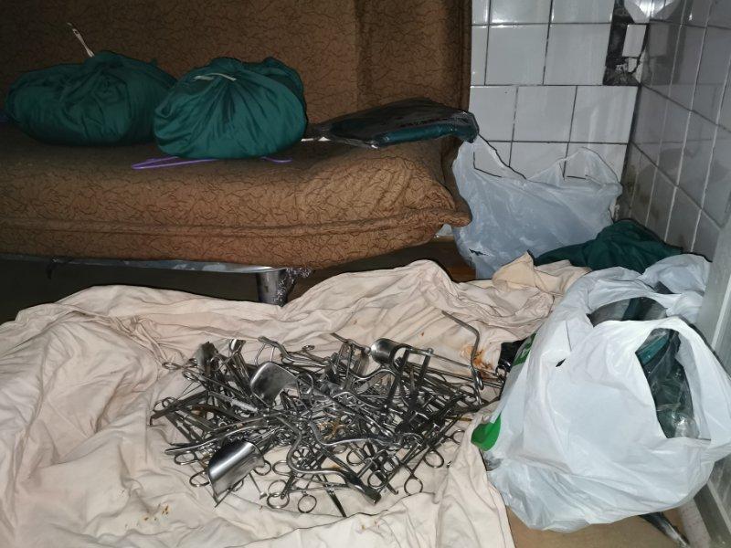 废弃厂房里的“卖肾”交易：买肾人花55万，卖肾人得4.5万