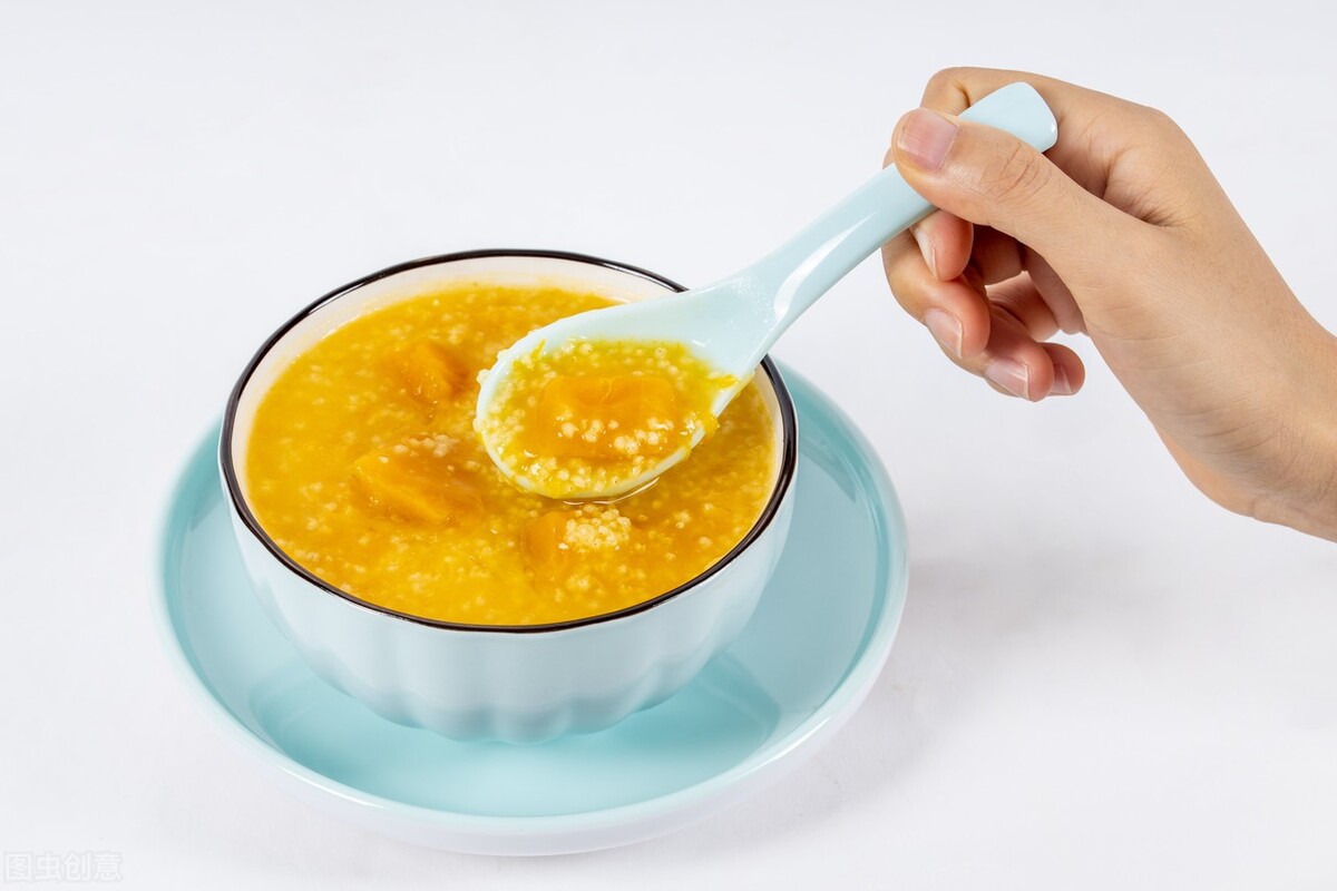 半夜饿了能吃泡面吗,晚上饿了应该吃点什么美味的食物