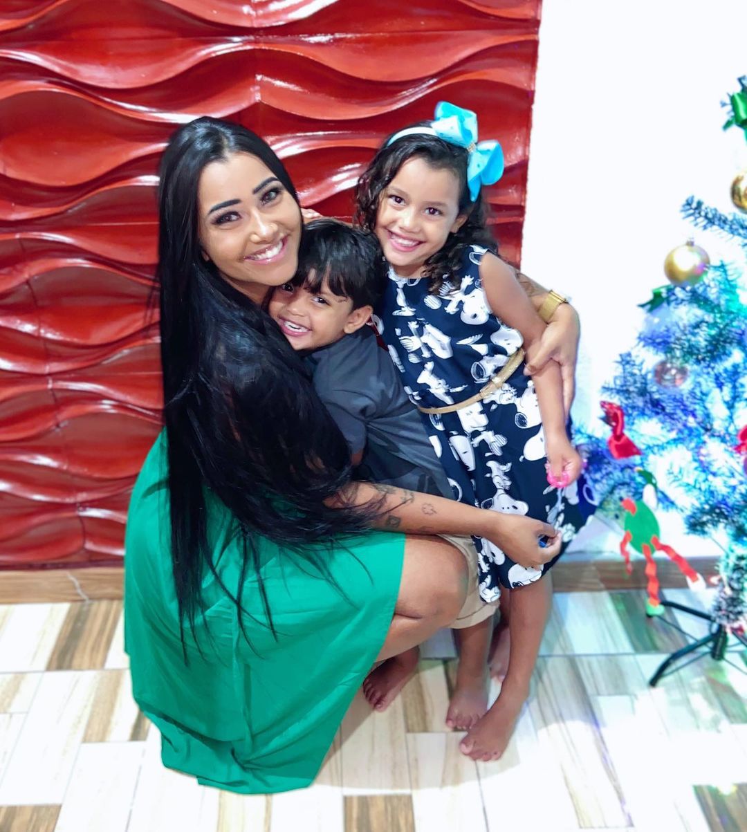 她被称为巴西的辣妹，不仅长相甜美，丰盈的体型更增添了她的魅力