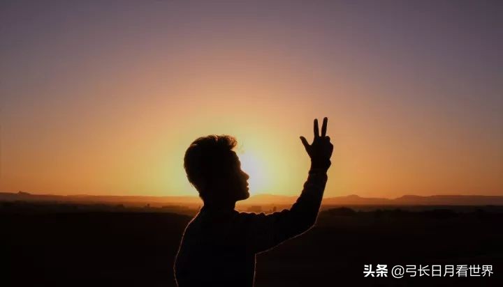 那又怎样，先干了这杯酒