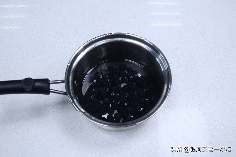 自制面包夹心无糖蓝莓果酱的做法,蓝莓吐司蛋糕空气炸锅做法