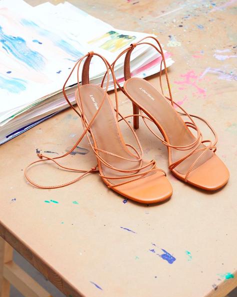 ZARA、HM买腻了？红遍ins的高街品牌也终于天猫了