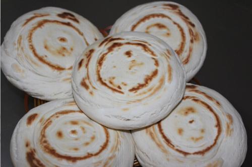 西安小吃肉夹馍白吉馍做法视频,西安正宗肉夹馍做法