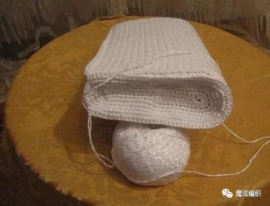钩针编织简单易学的包带抽绳,简单大方手拿包钩针教程