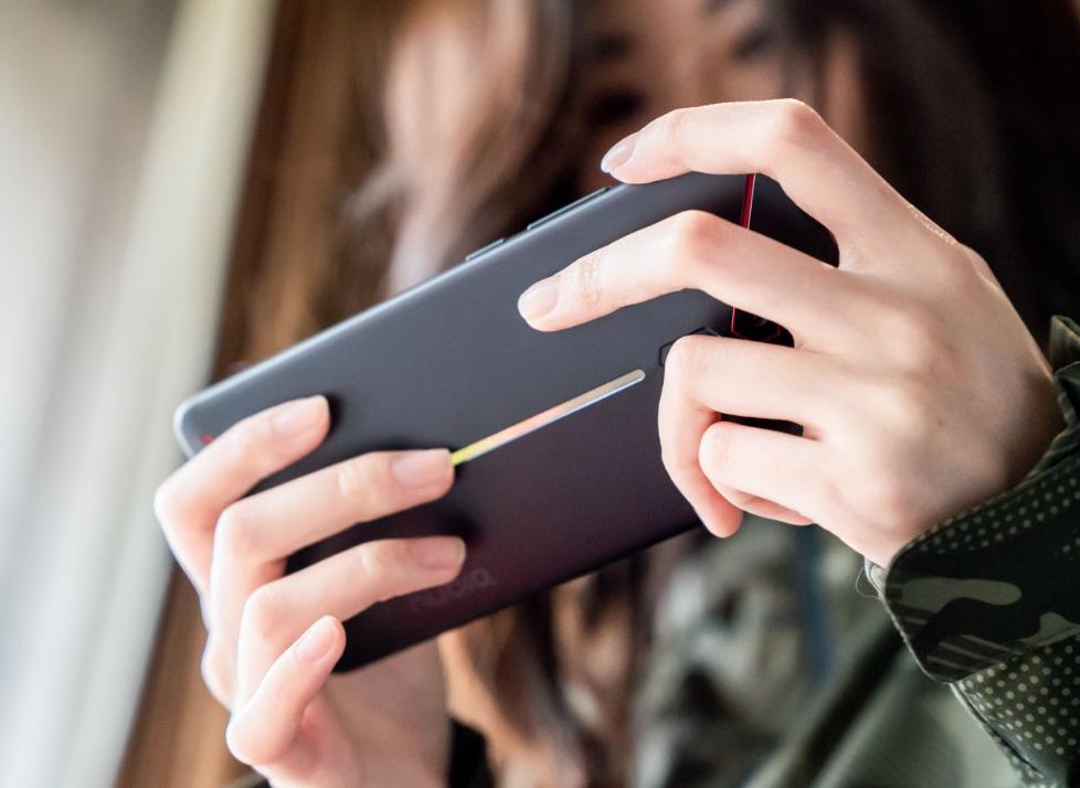 vivo手机信号满格网速慢怎么设置,手机网络突然网速很慢是什么原因