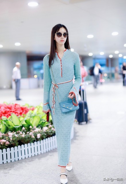 陈都灵全身校服写真图片,陈都灵学生装写真