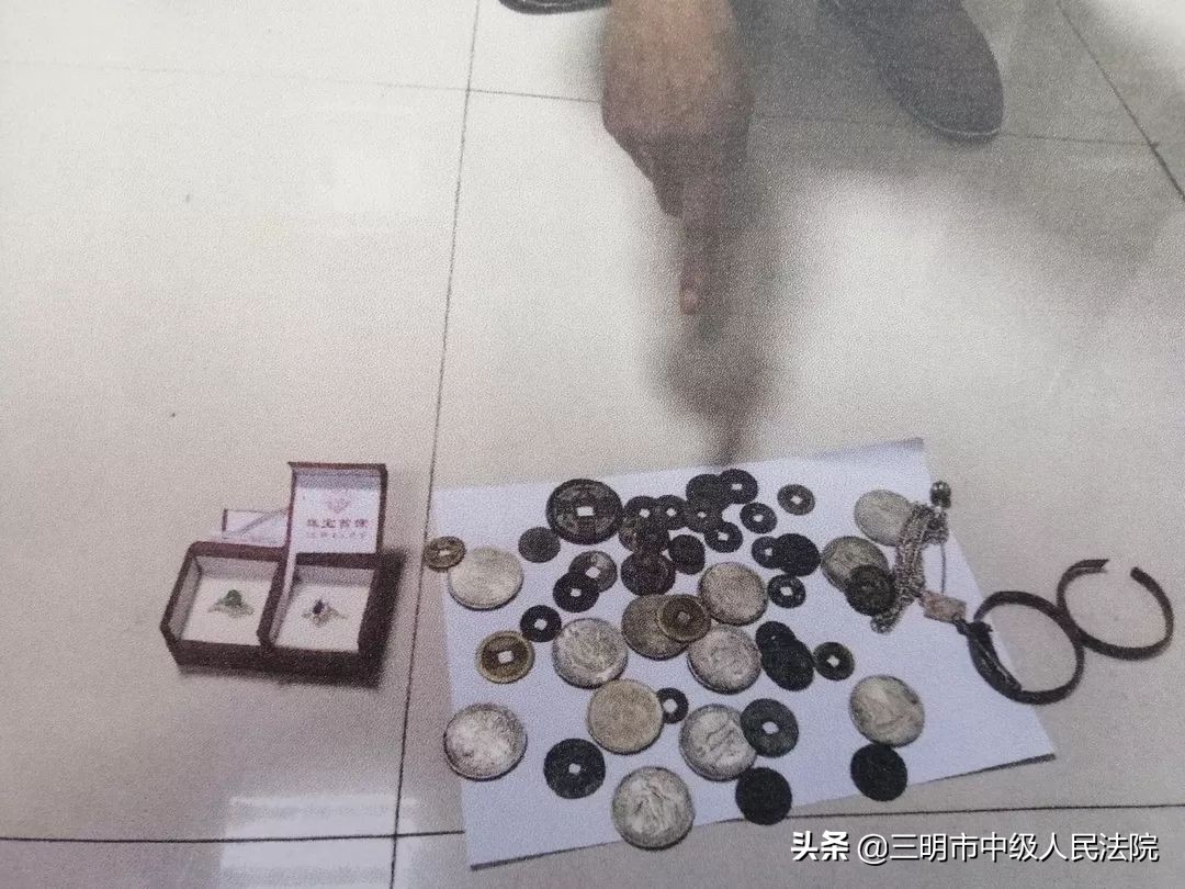 都说贼不走空，但连内衣裤都不放过的也没谁了！