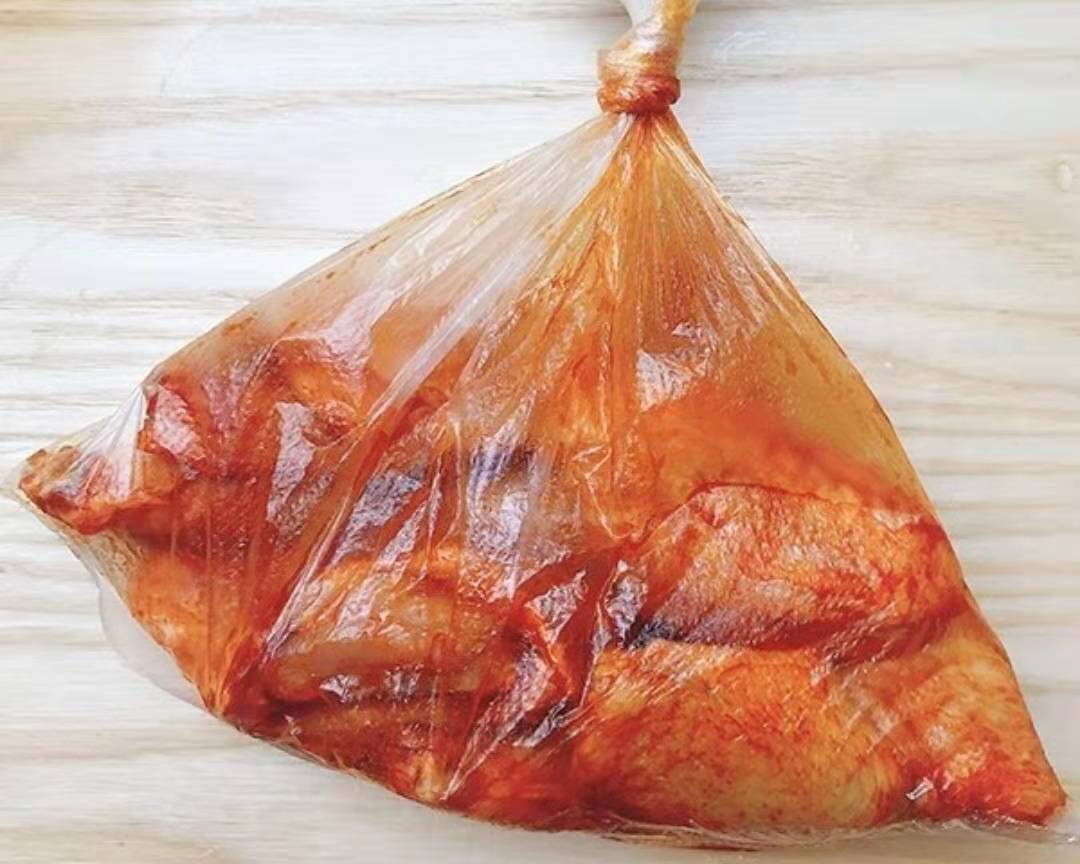 超级简单的奥尔良鸡翅懒人适用,1分钟学会做奥尔良烤鸡翅