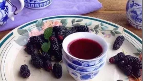 春城*月天五**，醉美桑果园