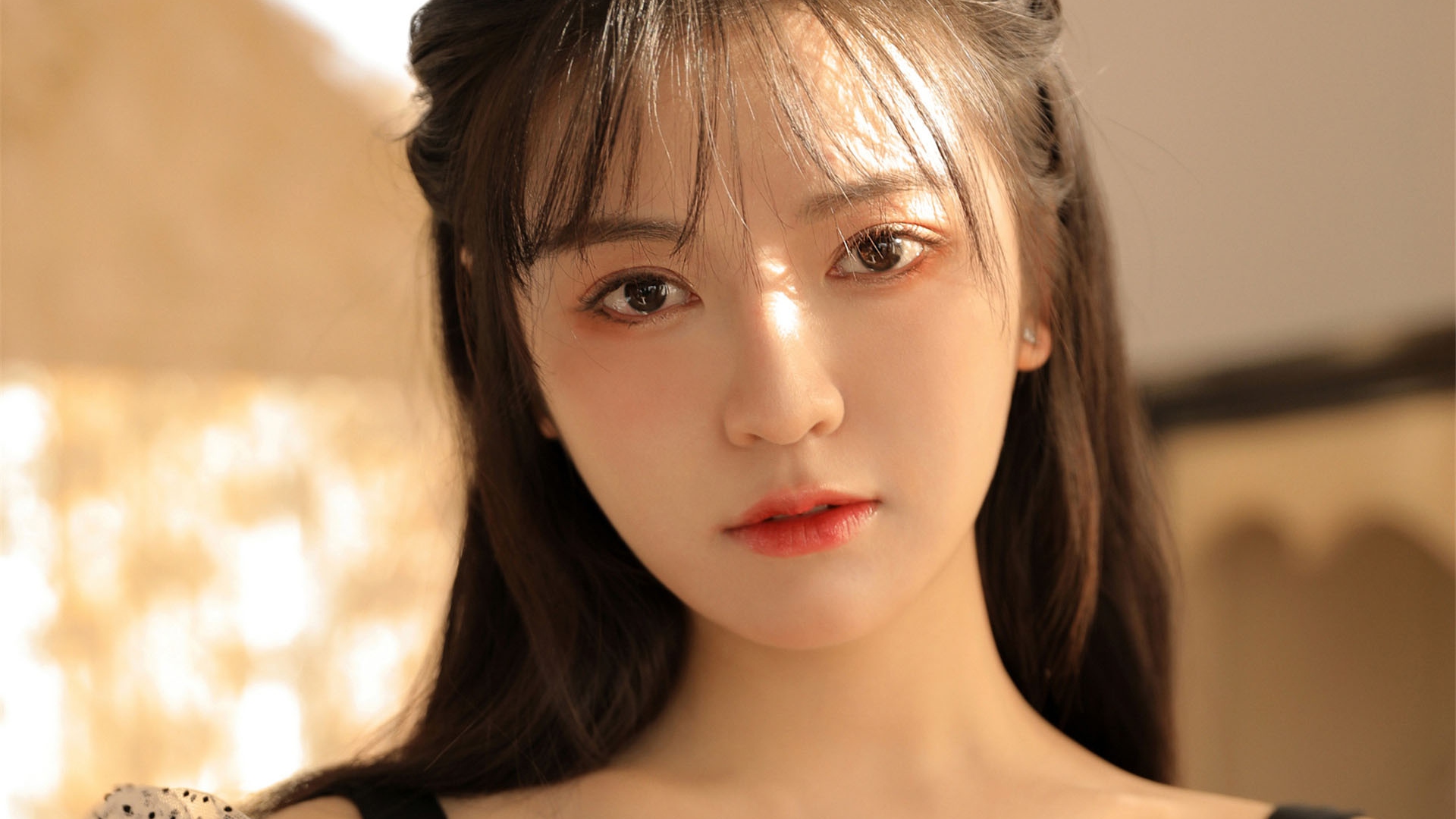 内向的女生怎么追男朋友,女生追内向直男的正确方法