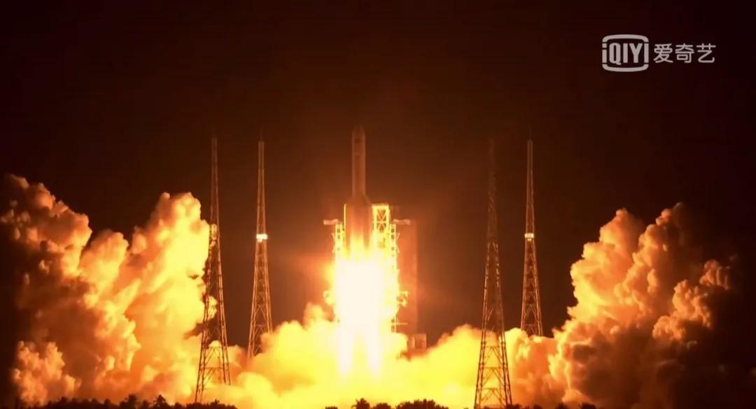 2019阅兵式高清燃集,2019国庆节阅兵超燃victory