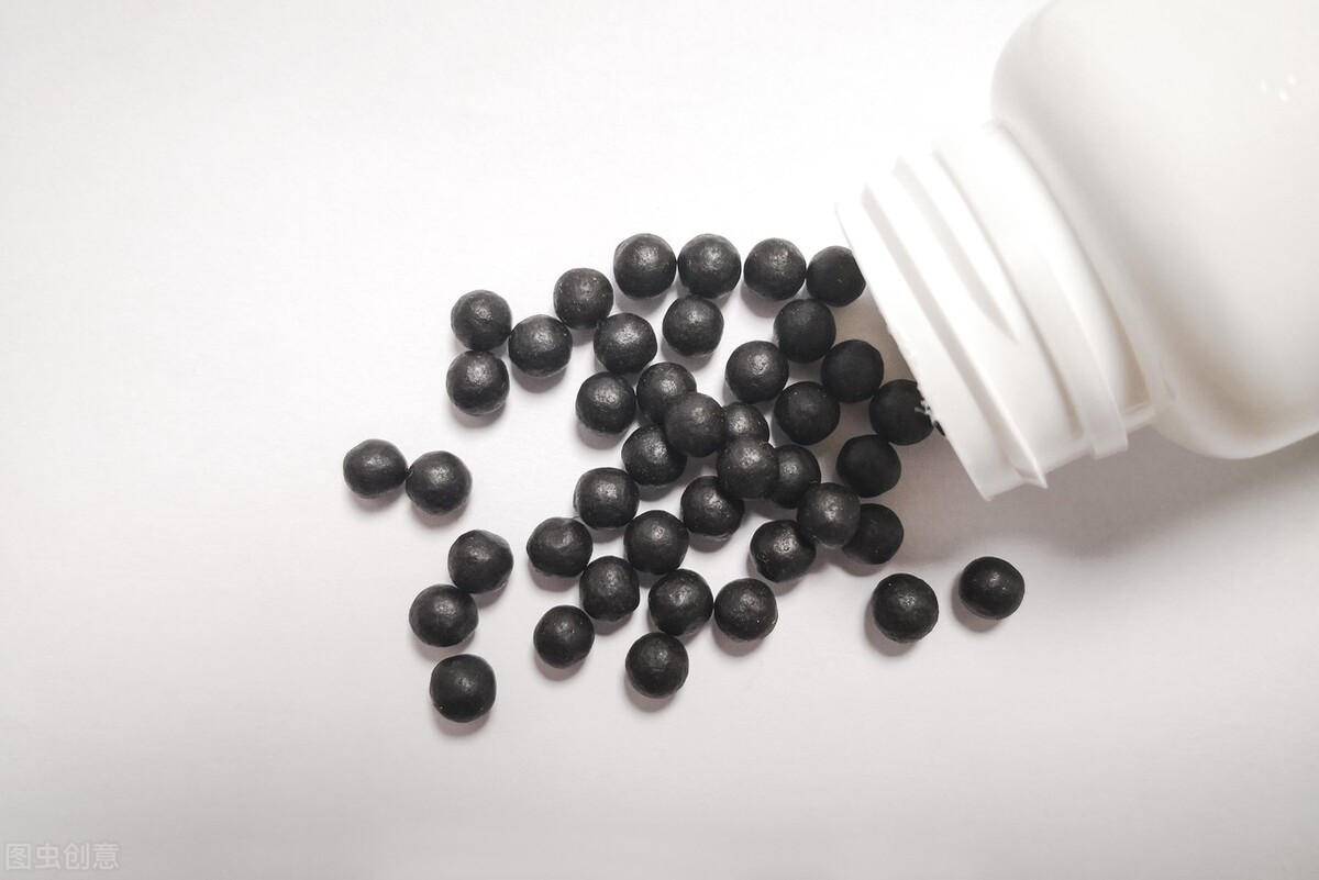 六味地黄丸、知柏地黄丸、杞菊地黄丸有何功效、作用和副作用？