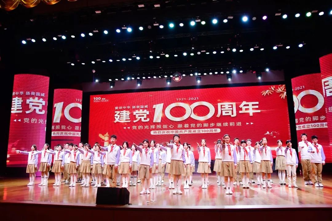 最有水平的中学校服,全国排名前十的校服