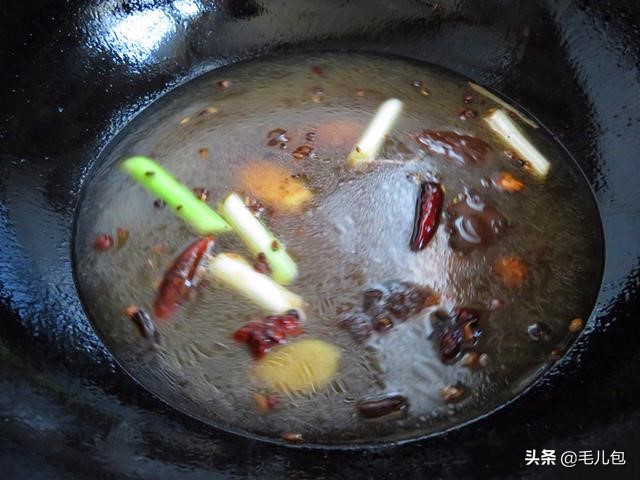 济宁小吃甏肉干饭,济宁小吃甏肉干饭的正宗做法