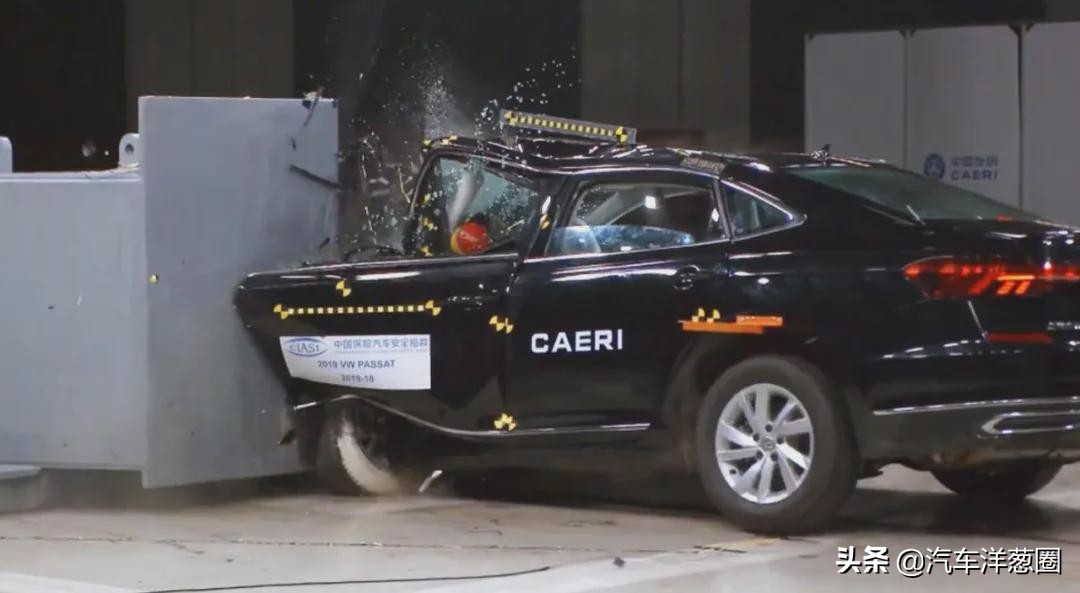 这价格配置足以让bba慌了,六七十万不买bba有什么选择