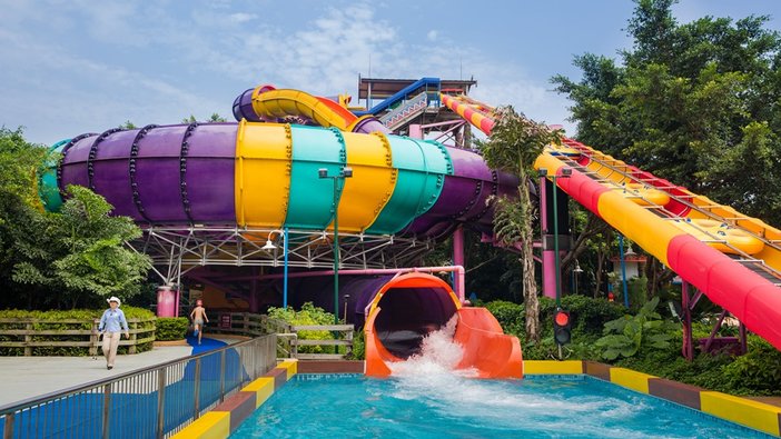 广州长隆水上乐园巨洪峡第一视角,广州长隆适合小朋友玩的水上乐园