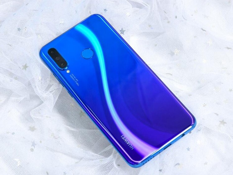 三月手机圈大爆炸，旗舰、钢炮、神器纷纷出炉！