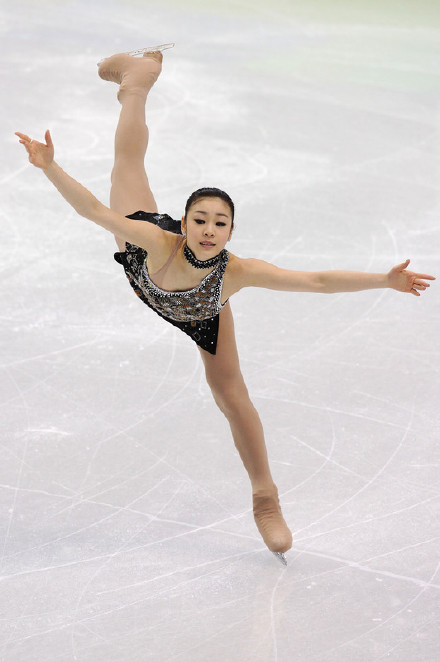 韩国金妍儿花滑特别唯美,花滑金妍儿阿里郎表演