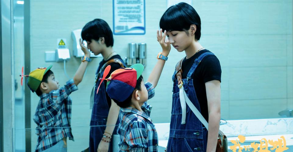 姐姐不养弟弟该不该养,为什么姐姐养弟弟