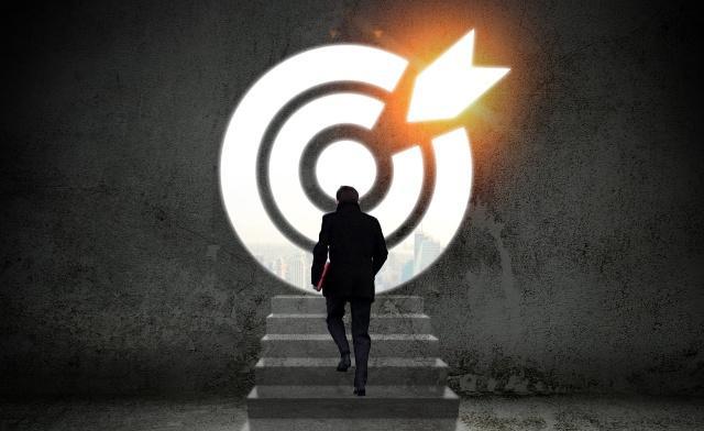 心理学一个人城府变深的五个迹象,心理学城府深的人表现