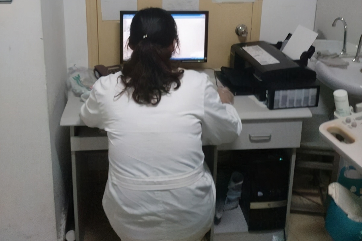 妇科检查，查出盆腔积液，要治疗吗？严重不严重？医生明确告诉你