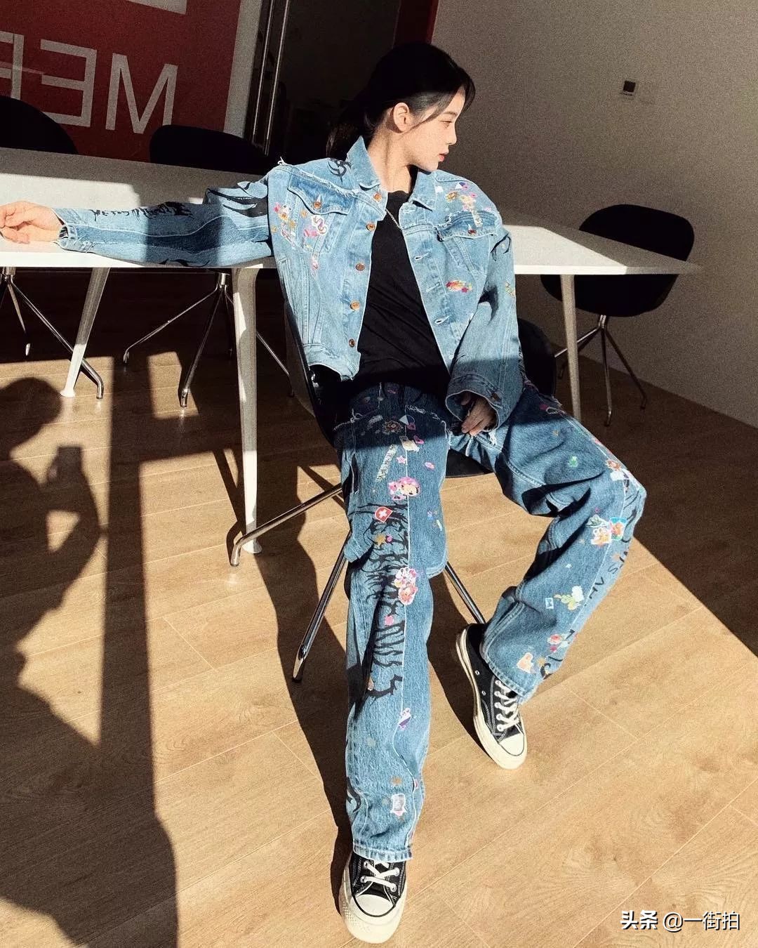 匡威裤子欧阳娜娜同款,欧阳娜娜同款裤子匡威