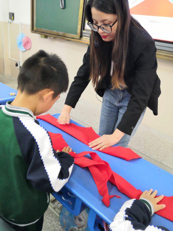 星星火炬照我前行少先队事迹材料,星星火炬照我前行教案