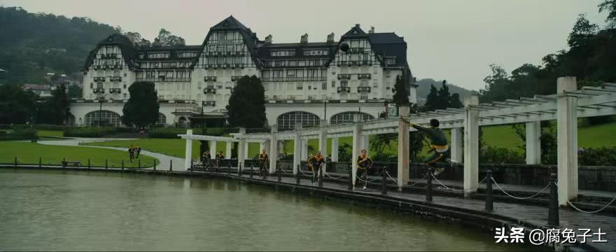 贝利的电影叫什么名字,球王贝利的传奇一生电影