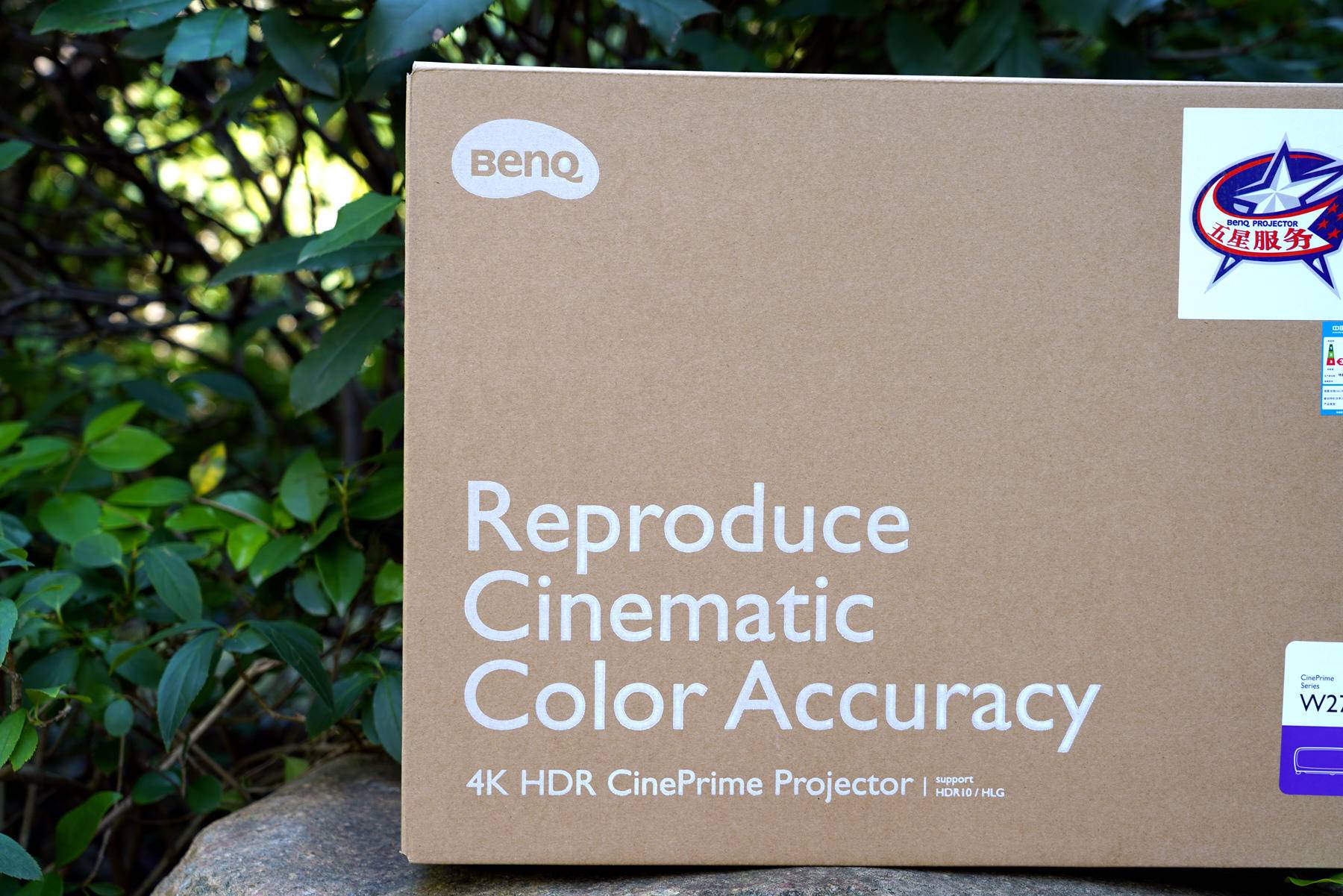 明基投影仪w4000和w2710对比评测,明基w2700brilliantcolour