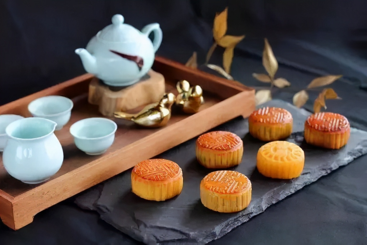 描写中秋节的古诗名句及诗意简短,描写中秋节的简短诗词