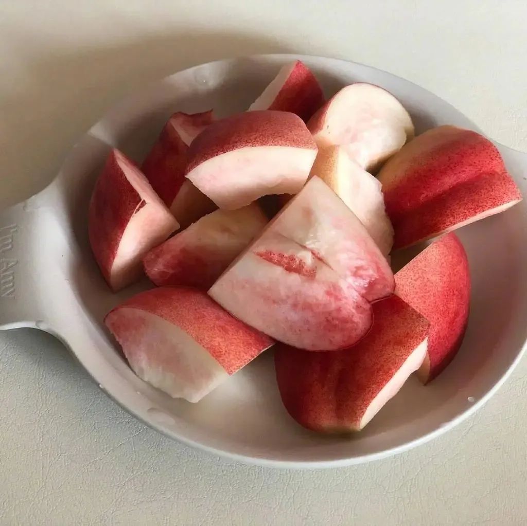 豪门世家文，《痛症》《坠落春夜》《协议婚姻使我实现财务自由》