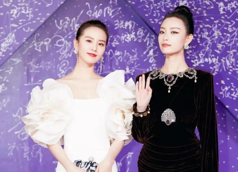 周冬雨成为金像金马双料影后,周冬雨金鸡金像影后颁奖视频