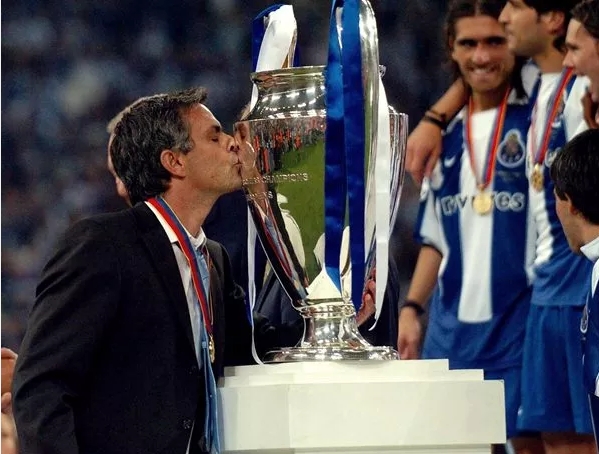 穆里尼奥1:3国米,穆里尼奥曼联0-7利物浦