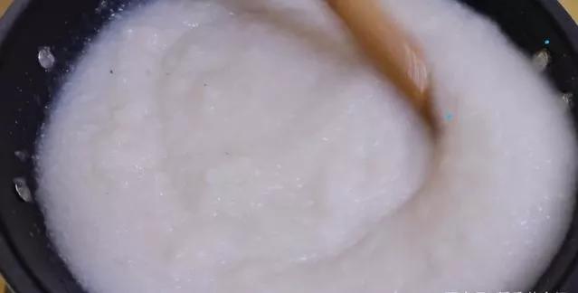 家庭自制麻辣魔芋干,手工麻辣魔芋干制作