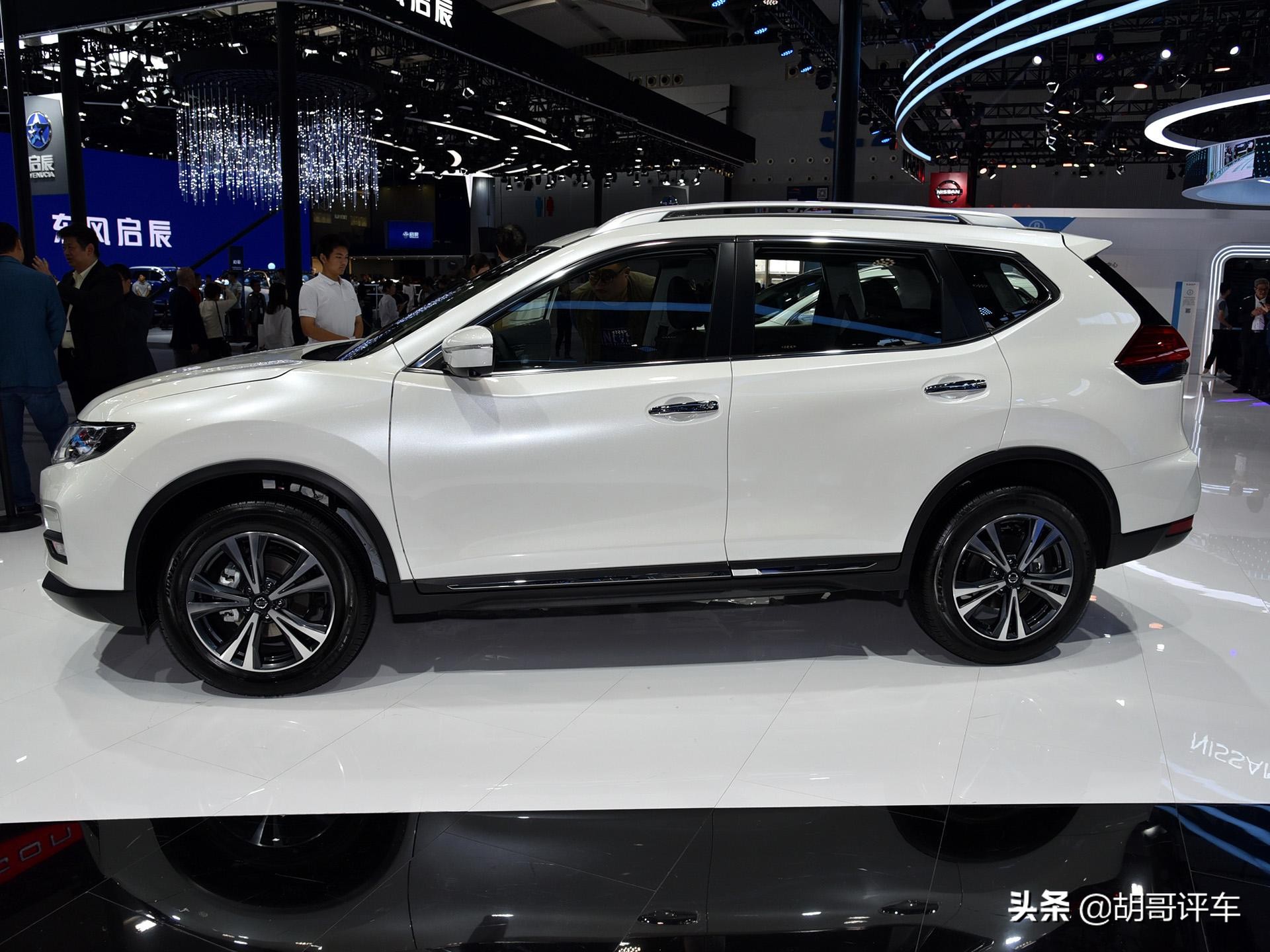 奇骏车身尺寸对比皓影车身尺寸,皓影1.5对比奇骏1.5