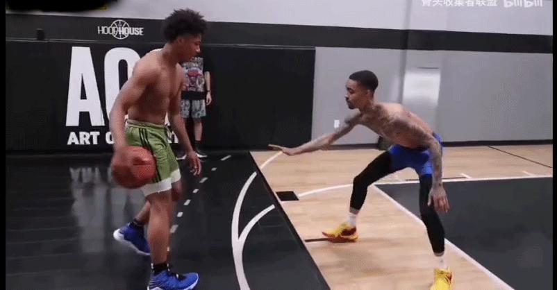 运球技巧新手教学,实战运球突破练习