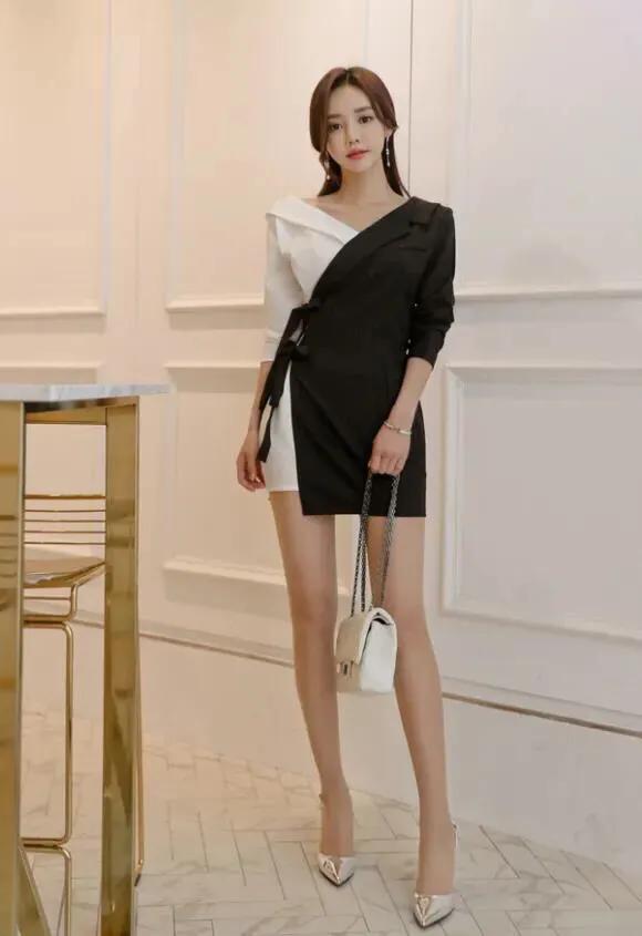 黑色拼接气质修身时尚百搭连衣裙,夏季女款蕾丝上衣黑白拼接