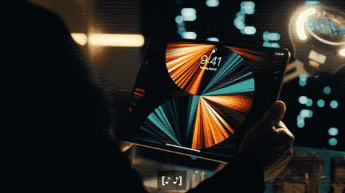 乔布斯当年苹果ipad发布震撼场面,乔布斯发布ipad一代